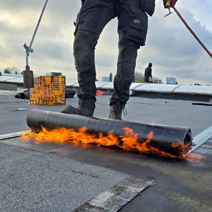 Dakrenovatie bedrijfspand Aalbers 1